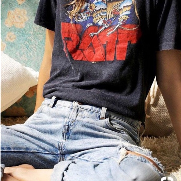 Surprise Vintage Graphic Tee’s - Picture 2 of 7